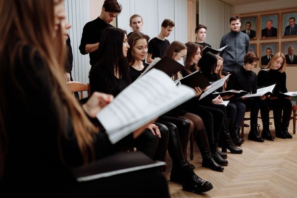 Top 5 ateliers de chant à Grenoble pour tous les niveaux